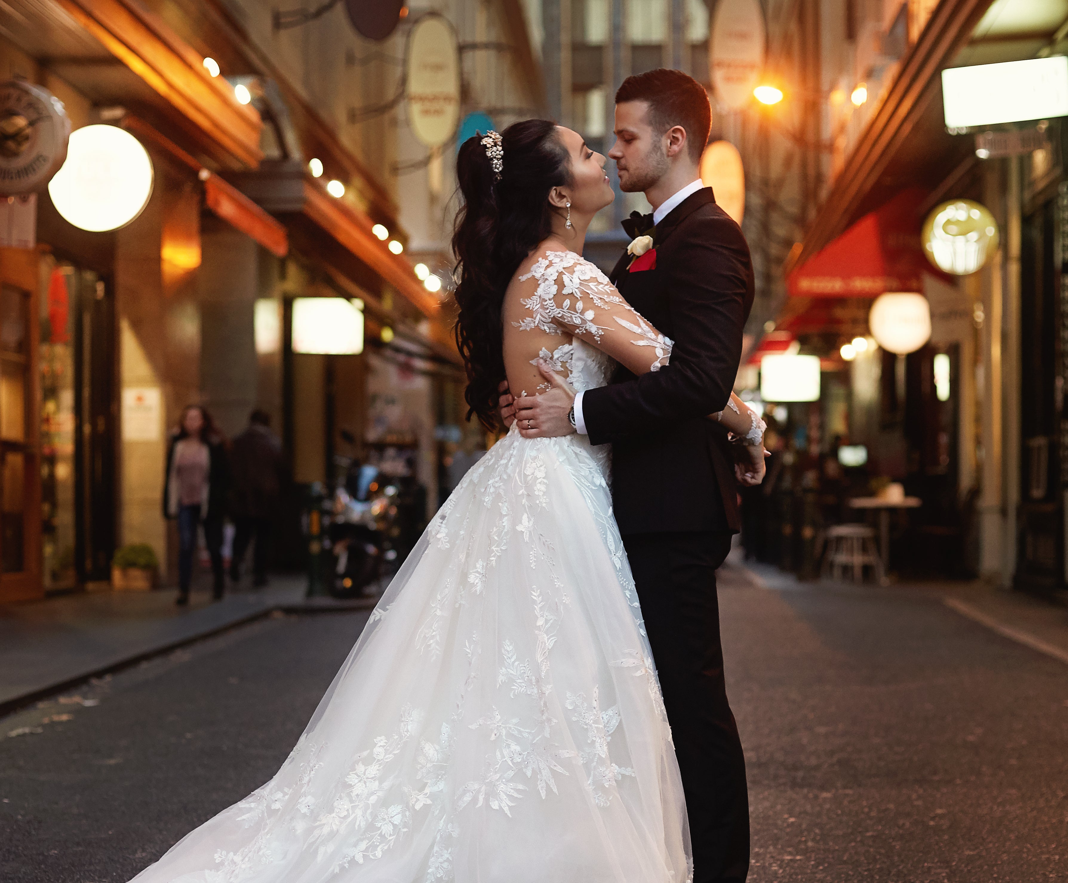 Your Wedding Day: Tips from Makeup Artists